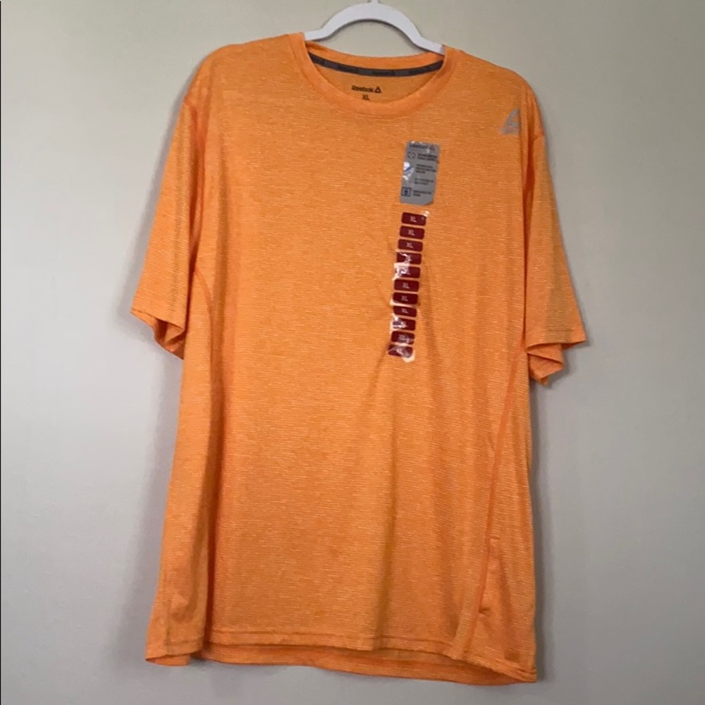 Men Reebox workout Tee